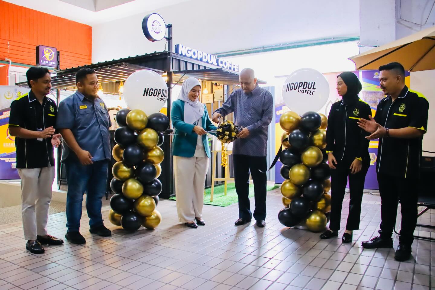 KIOSK USAHASISWA@YP NGOPDUL COFFEE KINI MEMERIAHKAN PUSANIKA, UKM